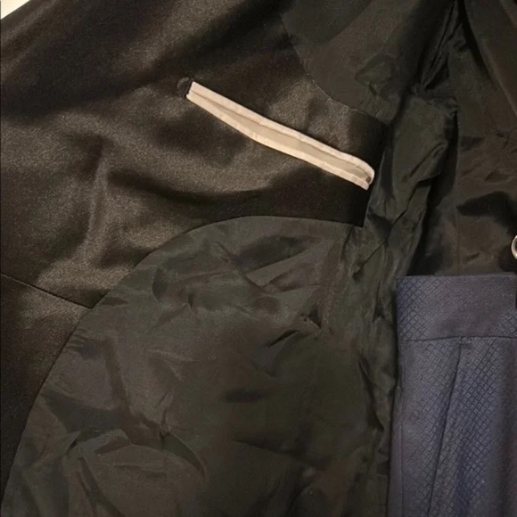 Sophisticated Blue and Black Suit - Picture 7 of 12